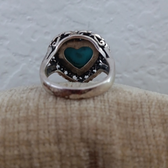 925 Thai Silver Turquoise Heart Ring - Picture 4 of 10